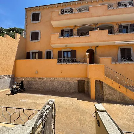 Apartment Tour - Residenza Barrettini C1 *